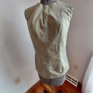 G.I.L.I sleeveles top